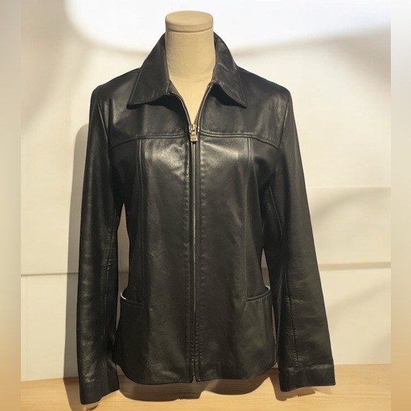 Dockers Jackets & Blazers - Dockers Ladies Vintage Leather Jacket Size Medium.